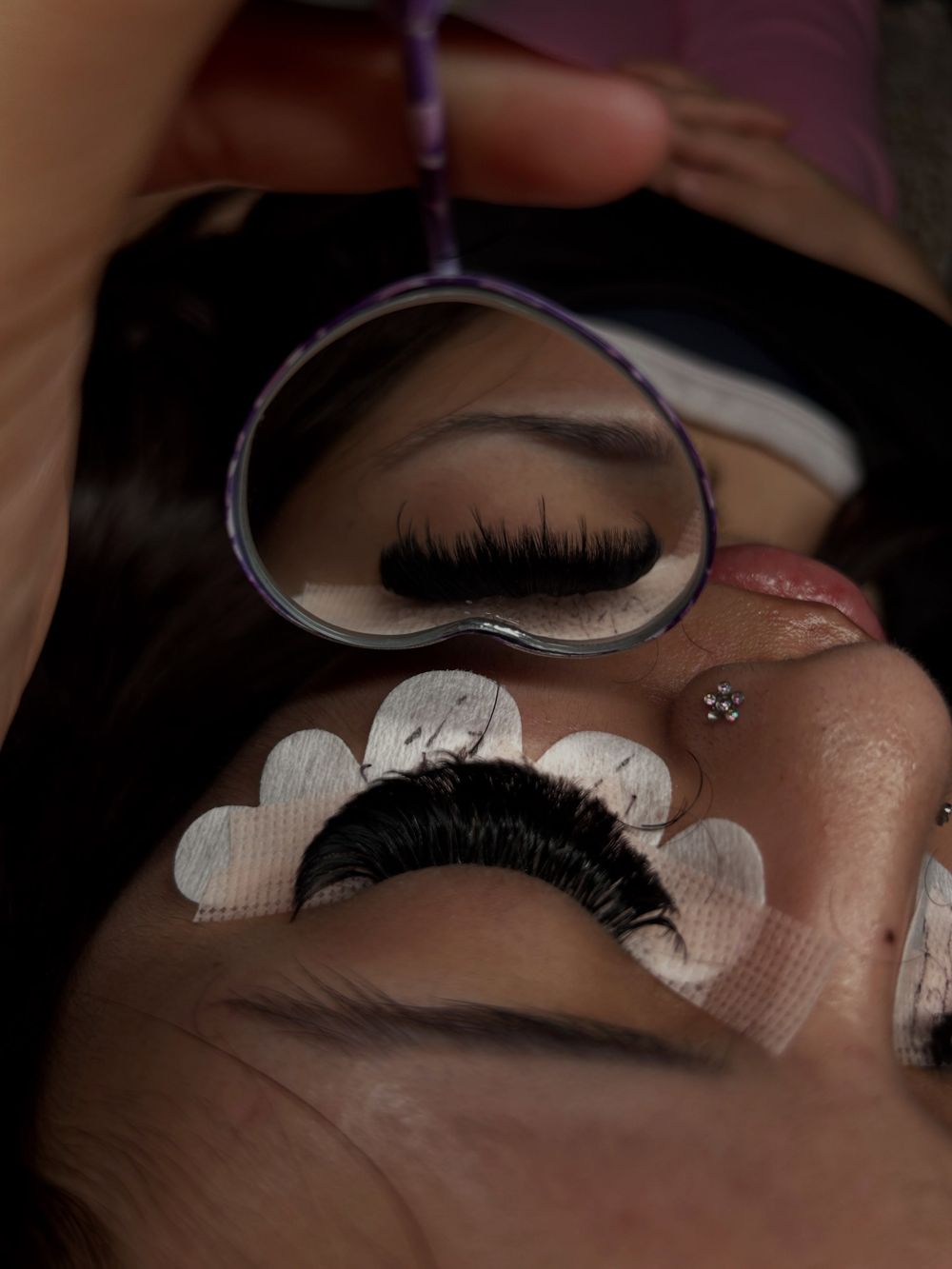 Lash set with eye pads and a heart mirror